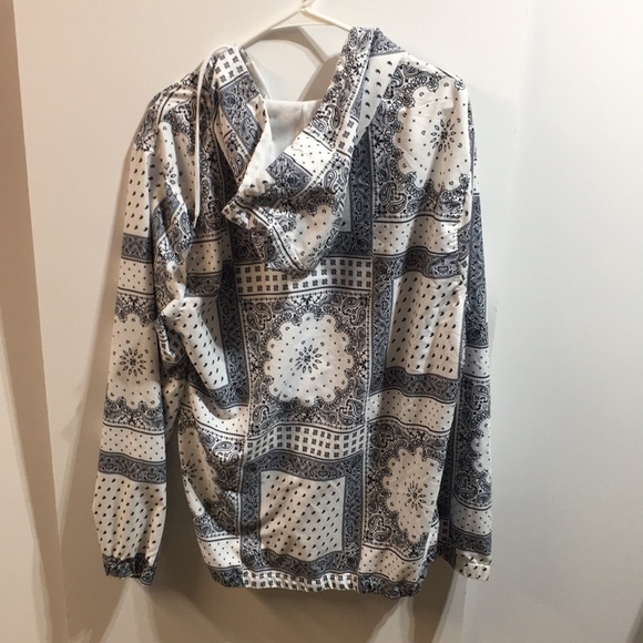 Rue21 Men’s Blue & White lightweight zip up hoodie Forever Young Large - Picture 4 of 4